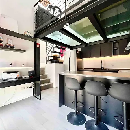 Precotto Loft Apartment Milan